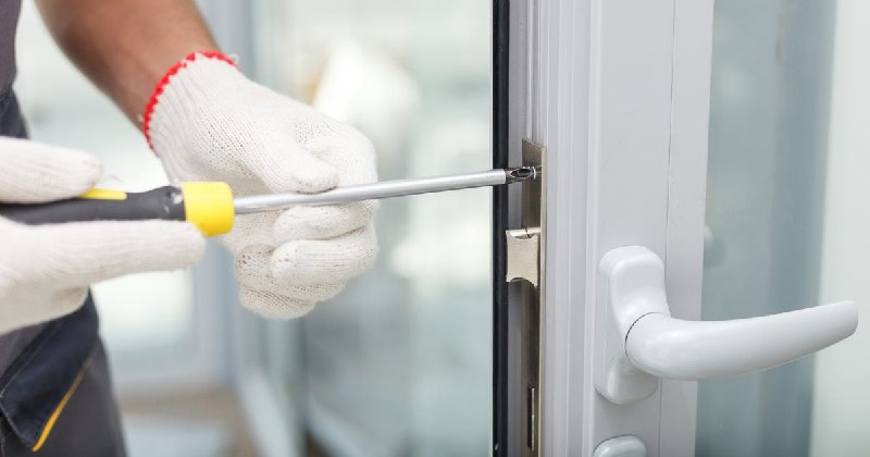Сервисное обслуживание окон Коркино. Цена  от 377 руб.